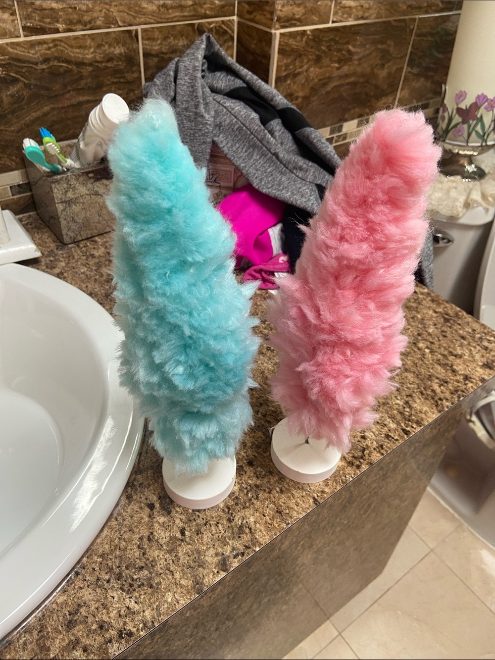 Fuzzy tree — Pink & Aqua